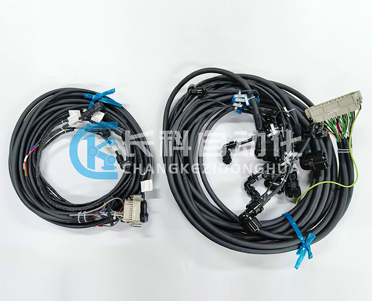 發(fā)那科R-2000iC/165R本體線(xiàn)纜PW+EN