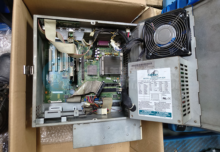 庫(kù)卡機(jī)器人KR C2主機(jī)箱00-180-791 庫(kù)卡機(jī)器人KR C2主機(jī)箱00-180-791